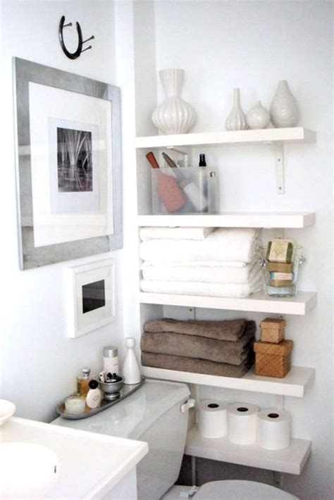 My favorite part is that i don't have to stack things on top of. 15 Comfy Ideas To Store Towels In Your Bathroom - Shelterness