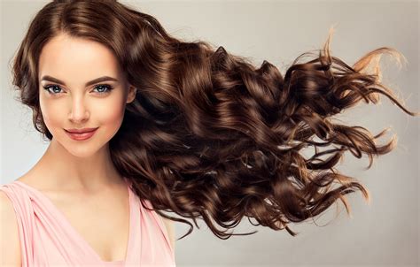 Curly Gray Background Brown Haired Hair Glance Hairstyle Hd