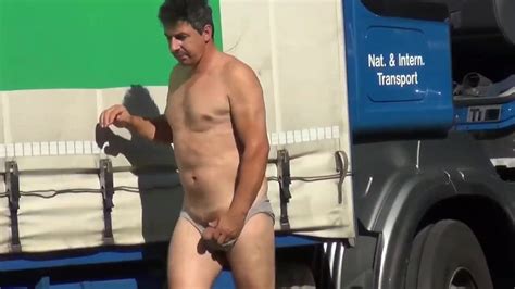 best pissing in public belgian trucker piss in…