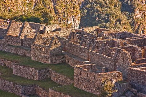 Casas Incas Siempre Hacia El Oeste