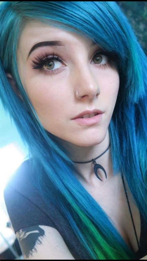 36 top photos blue hair emo haircut hairstyles emo girl with black and blue hair bynalynapomyh