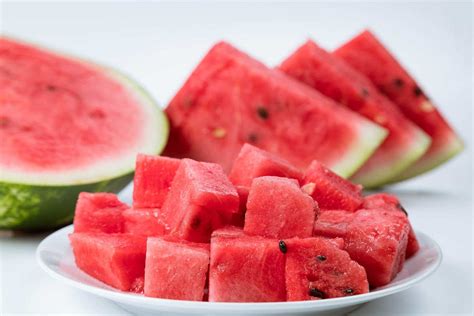 6 Signs That Your Watermelon Has Gone Bad