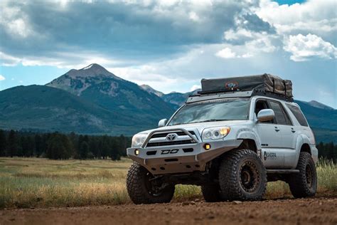 Lifted 2004 Toyota 4runner On 35s Built For Wheeling In The Mountains