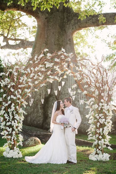 26 Floral Arches That Will Make You Say I Do Wedding Arch In 2019