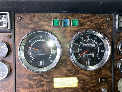 1995 Kenworth T600 Instrument Panel Cluster For Sale Winimac In