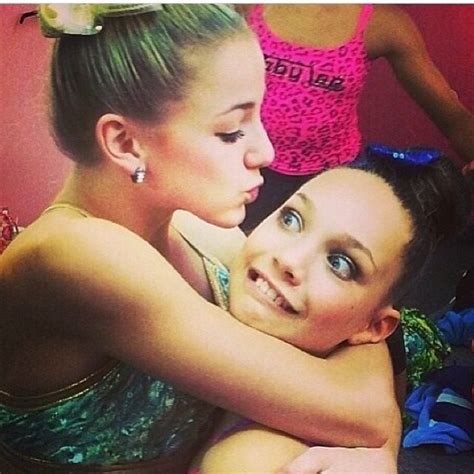 chloe and maddie cutest pic ever