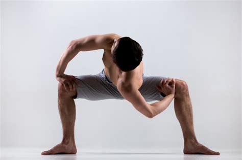 7 Yoga Poses For Men Lexiyoga