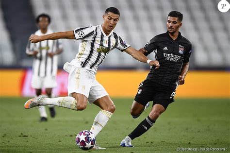 Cristiano Ronaldo Lors Du Match Juventus De Turin Olympique Lyonnais