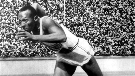 A A Os De Que Jesse Owens Gan El Oro Y Subi Al P Dium En Alemania