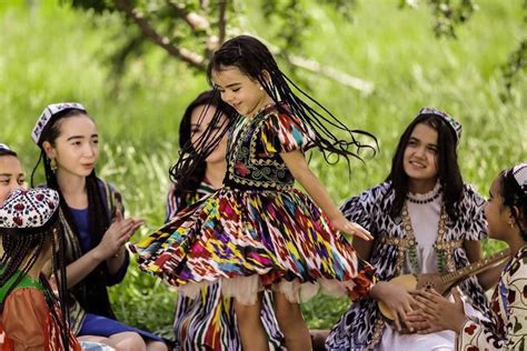 The National Uzbek Dance Discover Uzbekistan Turkestan Travel