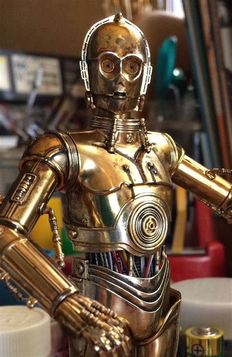 He went on to perform the character, both his voice and body in the suit, for all the episodic star wars films produced. C-3PO - スター・ウォーズ - プラモデル - DAIGOさんの写真 - 模型が楽しくなるホビー通販サイト【ホビコム】