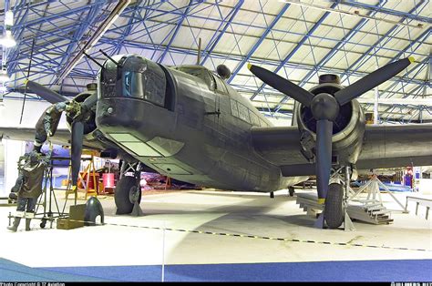 Vickers Wellington T10 Uk Air Force Aviation Photo 0481008