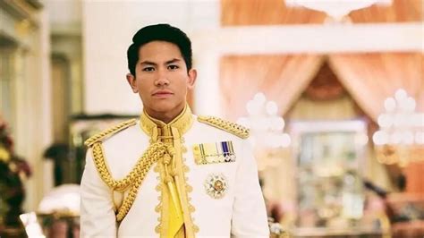 Profile Of Prince Abdul Mateen Son Of Sultan Brunei Darussalam Accompanying His Father To