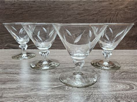 Set Of 4 Mid Century Modern Libbey Simplicity Champagne Glasses 1950s Atomic Etched Leaves Rock