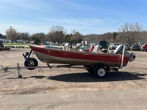 1985 Lund Boat Trailer And Outboard Motor Lee Real Estate And Auction