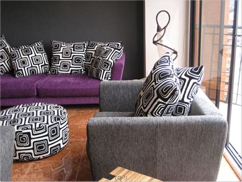 Desain rumah minimalis warna ungu gambar warna cat depan sumber ejudy.duckdns.org. 16 Idea Ruang Tamu Ungu Ini Khas Untuk Peminat Ungu ...