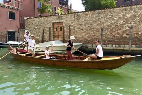 Venetian Lagoon Experience Rowing In Venice Livtours