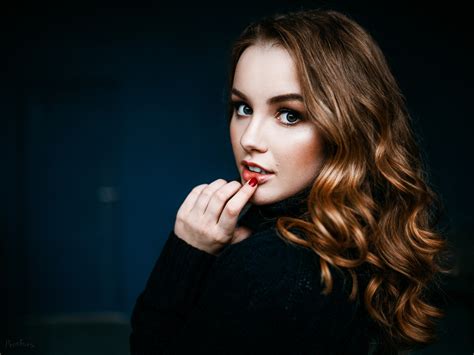 Wallpaper Face Women Model Long Hair Singer Red Nails Finger On