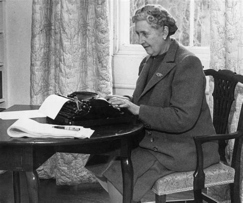 Agatha Christie Biography Agatha Christie Famous Authors Agata Kristi