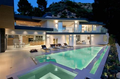 World Of Architecture Impressive Modern Home In Hollywood Hills