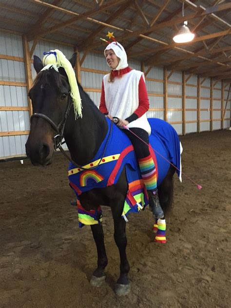 Leah Undeland And Naomi 2015 Triple Crown Halloween Contest Horse