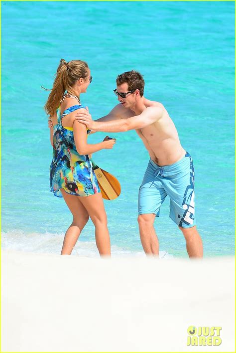 Shirtless Andy Murray Ibiza Beach Besos With Kim Sears Photo 2909828