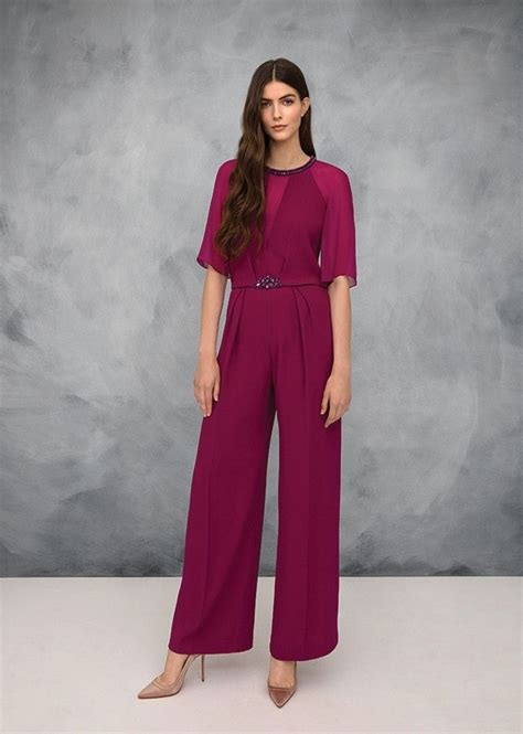 I pantaloni da cerimonia non sono mai troppo stretti alle caviglie, sono morbidi e leggeri. Abiti da cerimonia 2018-2019 Autunno/Inverno: i modelli ...