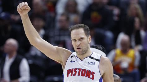 Bojan Bogdanovic Pistons Beat Jazz For Back To Back Road Wins