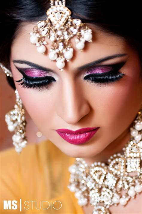 Indian Bride Full Makeup Mugeek Vidalondon Wedding Hairstyles And