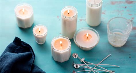 diy scented holiday candles with just 3 ingredients thrive market