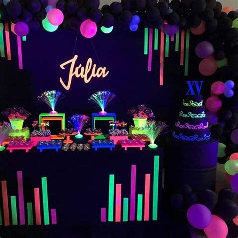 Pin By Aidin Reyes On Decoraciones Para Fiestas Neon Party Glow