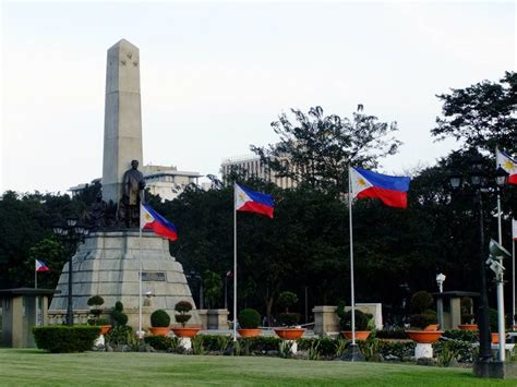 Luneta In Manila Philippines Rizal Park Philippines Places To See