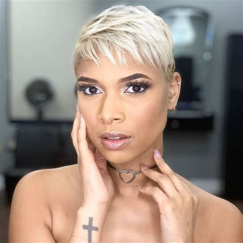 Short Hairstyles 52 Sexy Short Haircuts For Black Women