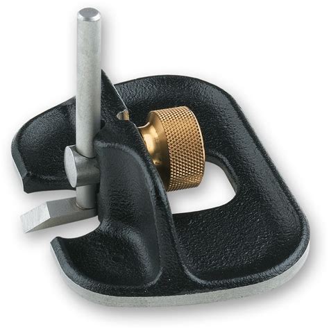 This plane has a closed throat and is quite compact. Veritas Small Router Plane - Router Planes - Planes ...
