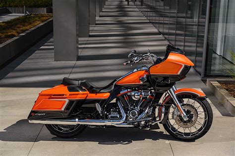 Four New Harley Davidson Cvo Glides Are All About Gunslinger Looks