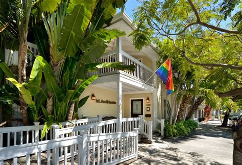 10 Reasons Every Gay 20 Something Should Go To Key West Before Theyre