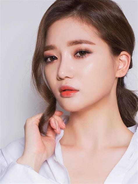 Pin By Mica Cupcake On Korean Beauty Korean Makeup Wedding Makeup Makeup Looks