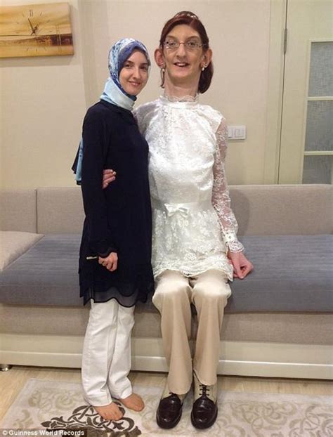 驚愕トルコのRumeysa Gelgiちゃん 歳が身長 cmでギネス記録認定でけえええええええ画像 netgeek