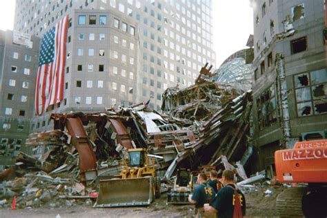 Photo Essay In The Aftermath At Ground Zero Milwaukee Independent