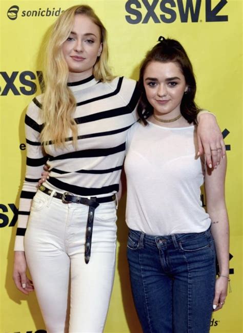 Sophie Turner Vs Maisie Williams Who Better Looking Rcelebhub