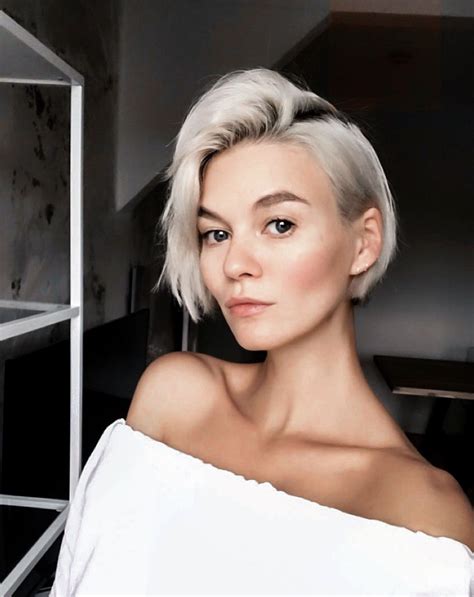 Ideas How To See If Short Hair Looks Good On You With Simple Style Stunning And Glamour