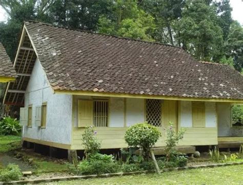 7 Rumah Adat Jawa Barat Beserta Artinya Orami