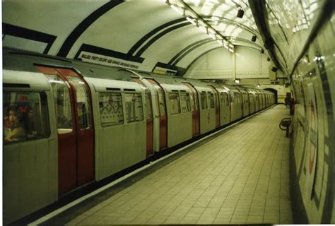 1972 Mkii Tube Stock At Marylebone Southbound Bowroaduk Flickr