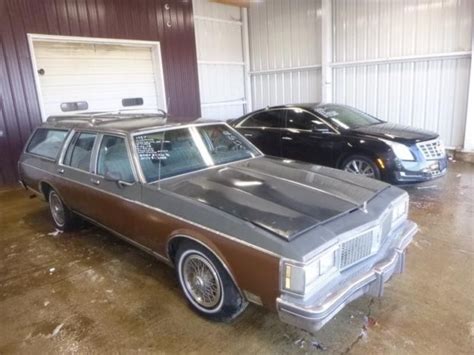 Oldsmobile Custom Cruiser Miles Brown Car Automatic For Sale