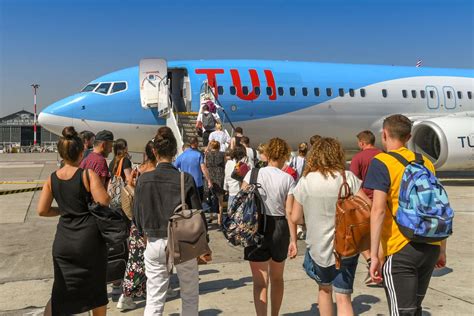 Guide To Tui Hand Luggage Size And Baggage Allowance