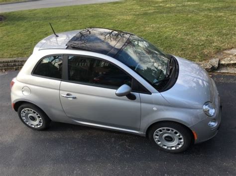 Fiat 500 Pop Silver Auto Sunroof 20600 Miles 1 Owner Like New