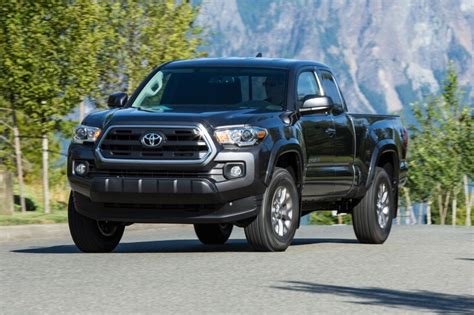 Used 2017 Toyota Tacoma Access Cab Review Edmunds
