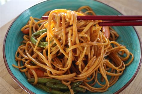 Quick Easy Chinese Lo Mein Noodles Rv Foodies