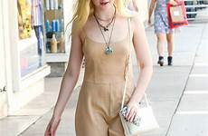 elle fanning 70s fashion style timeline nude teen casual 18 vogue sandals great teenvogue now angeles los look perfected times