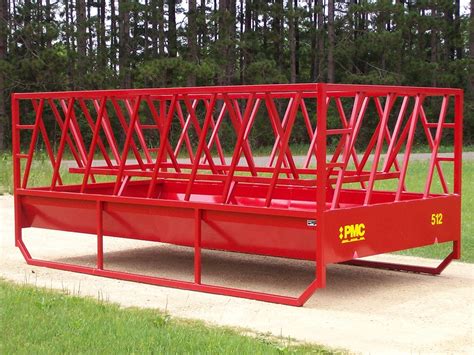 Pmc Model 512 Big Bale Feeder Feed Two 6′ Round Bales At A Time